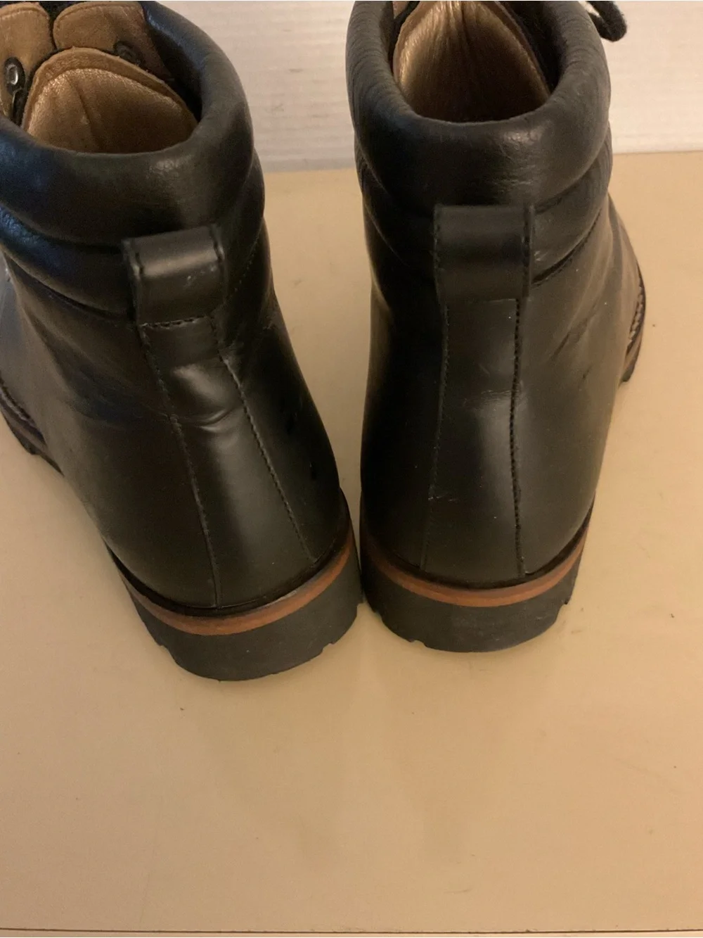 T A F T men’s black leather combat hiking Viking boots US 9